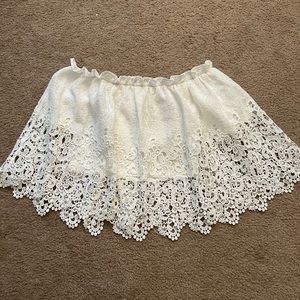 OFF SHOULDER DESIGNER TOP